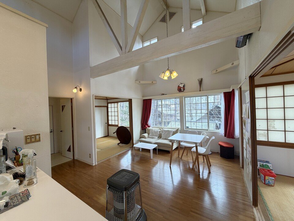 八ヶ岳で別荘を探すなら セラヴィリゾート泉郷