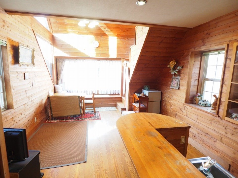 八ヶ岳で別荘を探すなら セラヴィリゾート泉郷