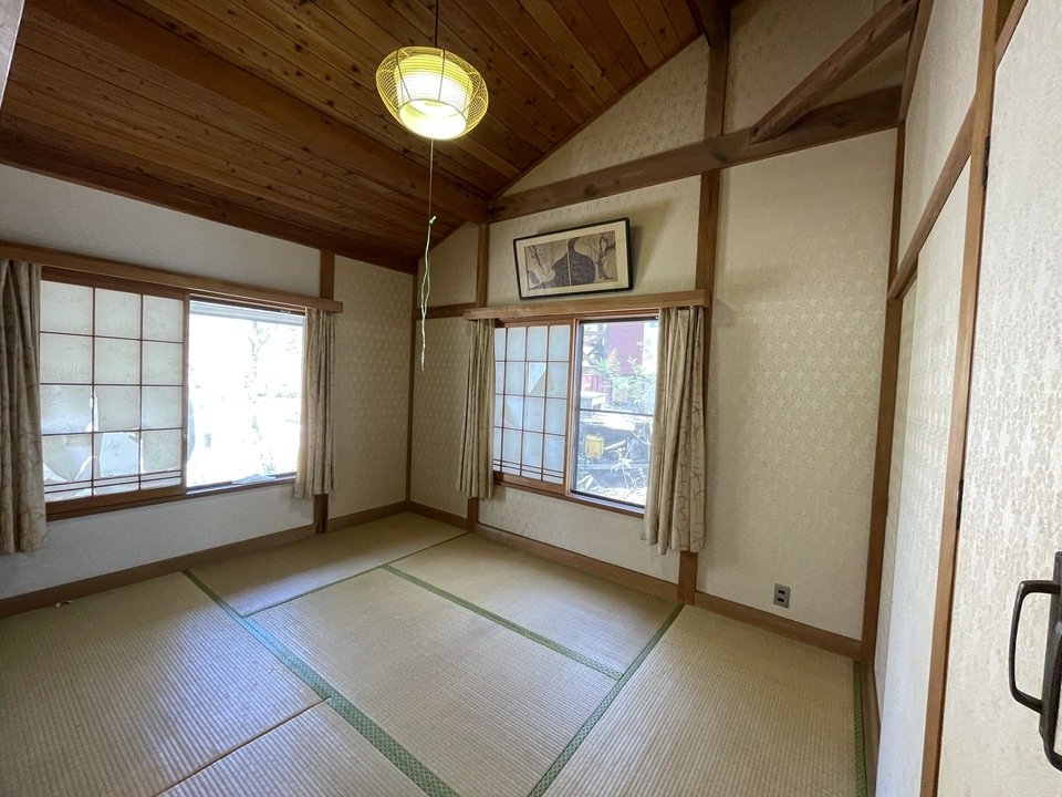 八ヶ岳で別荘を探すなら セラヴィリゾート泉郷