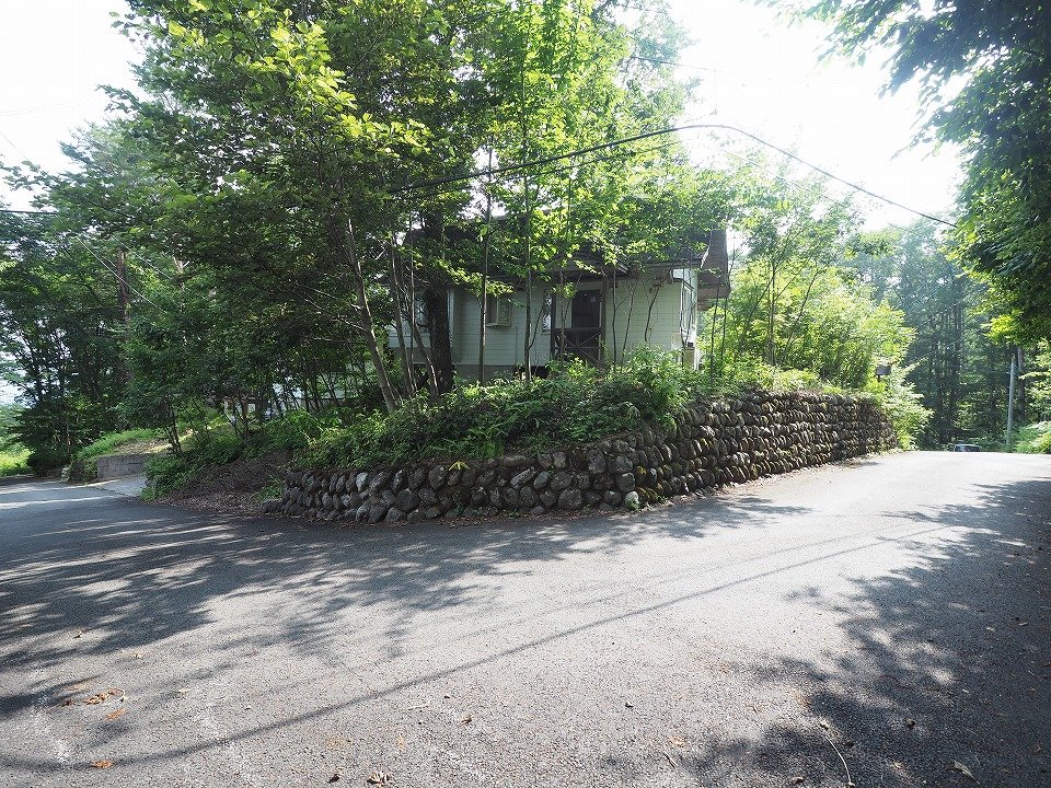 八ヶ岳で別荘を探すなら セラヴィリゾート泉郷