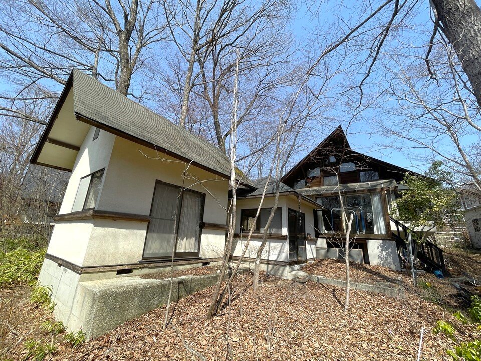 八ヶ岳で別荘を探すなら セラヴィリゾート泉郷