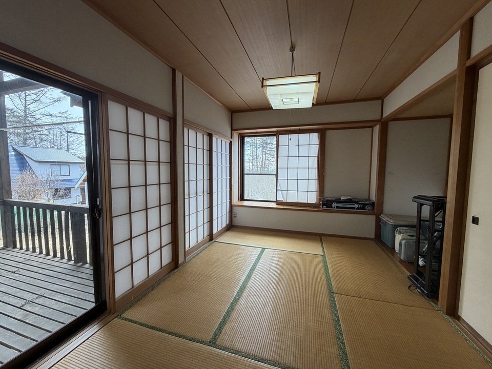 八ヶ岳で別荘を探すなら セラヴィリゾート泉郷