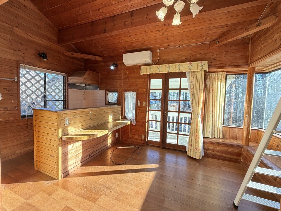 八ヶ岳で別荘を探すなら セラヴィリゾート泉郷