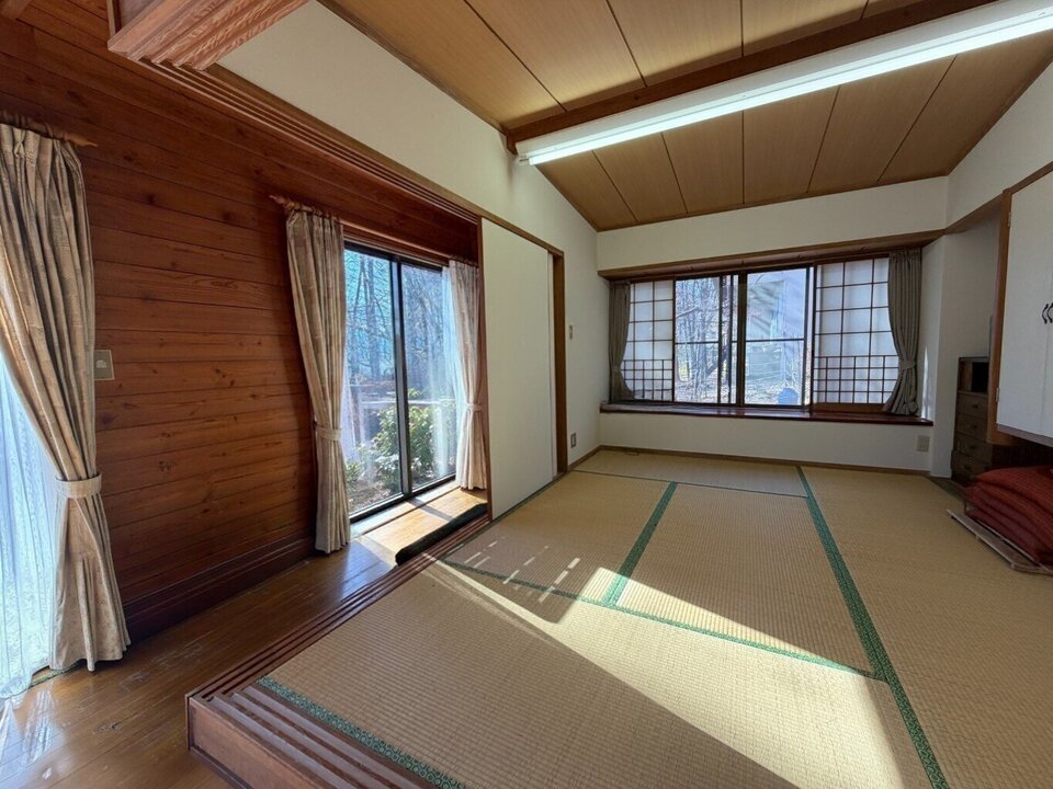 八ヶ岳で別荘を探すなら セラヴィリゾート泉郷