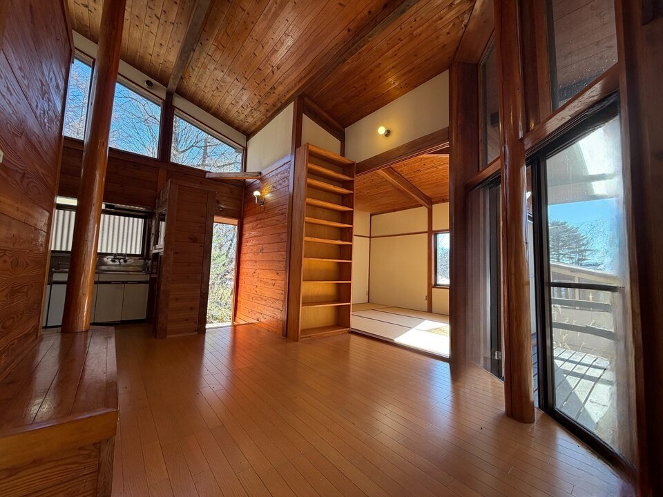 八ヶ岳で別荘を探すなら セラヴィリゾート泉郷