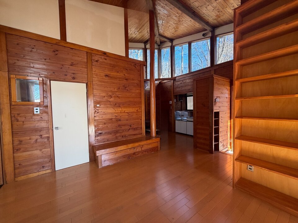 八ヶ岳で別荘を探すなら セラヴィリゾート泉郷